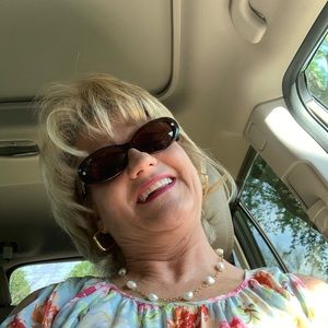 Meet your Posher, Karen